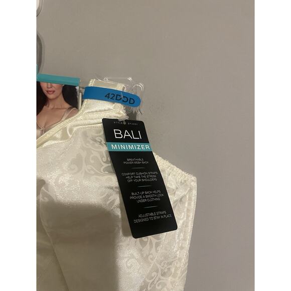 NWT‎ Bali Satin Tracings Smoothing Minimizer underwire bra 42DDD White - Picture 3 of 5